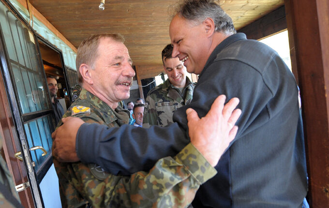 Serbs refuse to remove Kosovo barricades | Serbia News