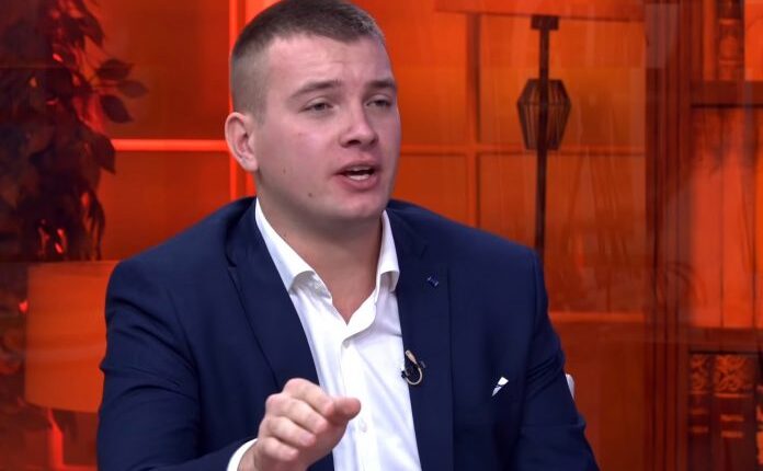 One year since the change of government in Montenegro (3): Maturity on the exam
