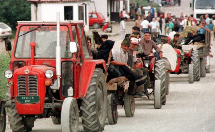  They are blackmailing Serbia with war damages!  - News online
