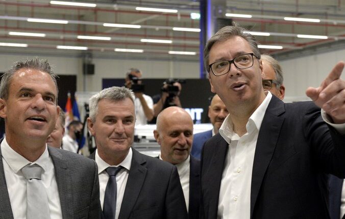  'REGENT LIGHTING' FACTORY OPENED!  Vučić: This factory will mean not only to the employees, but also to the entire municipality of Svilajnac!
